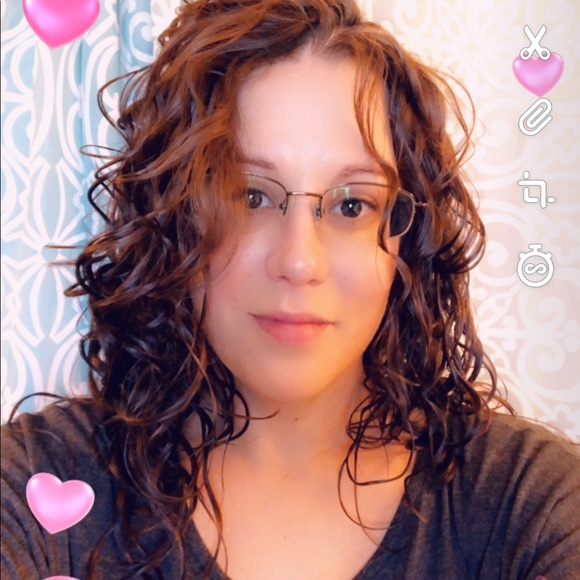 Meet your Posher, Vina - Picture 2 of 2